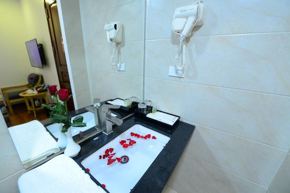 Blue Hanoi Inn Luxury Hotel Kültér fotó