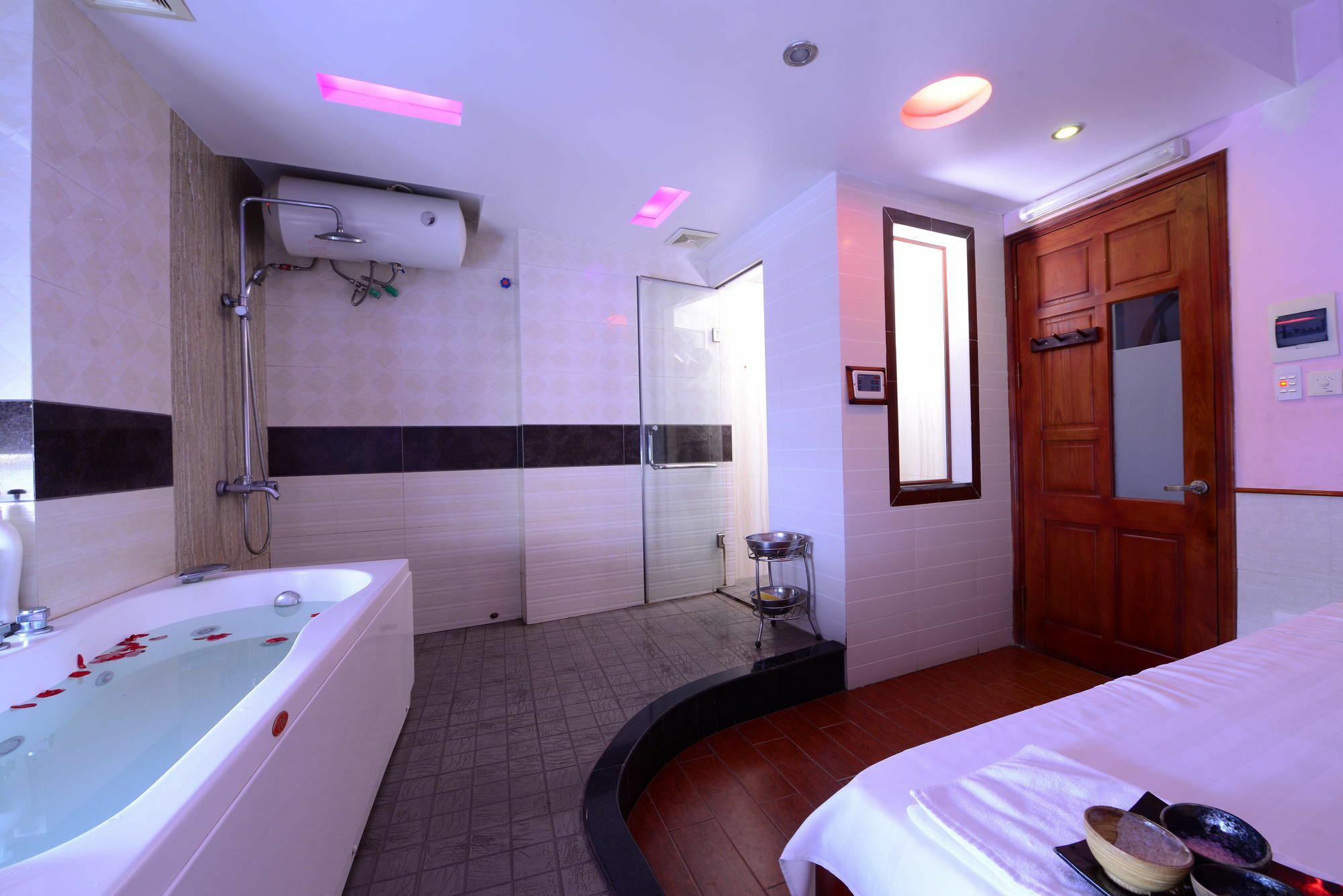 Blue Hanoi Inn Luxury Hotel Kültér fotó